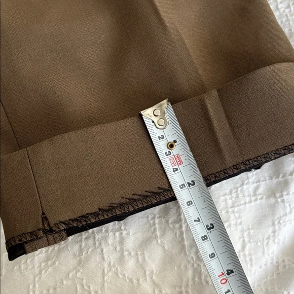 The Frankie Shop
Brown Bea Straight-leg. Size XS L 23" Cropped - Picture 16 of 17